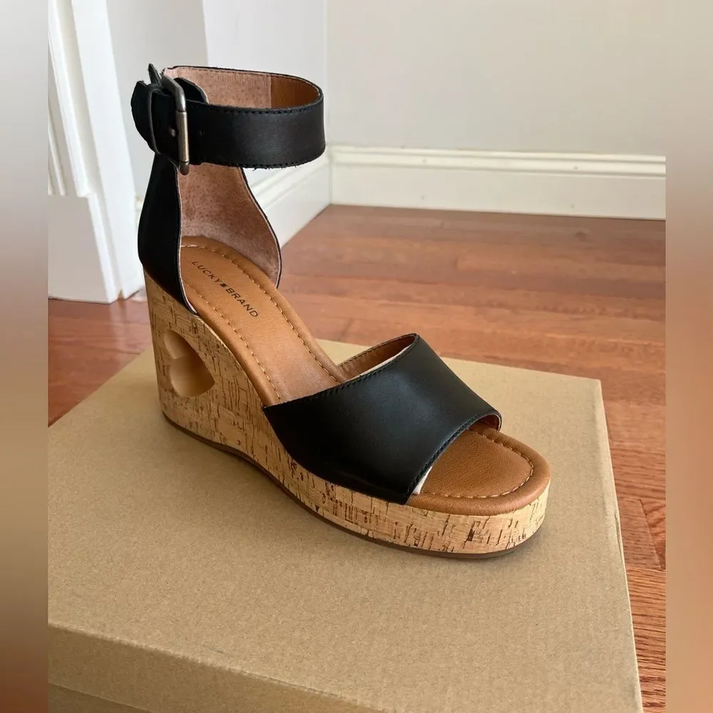 NWT LUCKY‎ BRAND HIMMY HEART BLACK WEDGE SANDAL WEDGES WOMENS NEW IN BOX